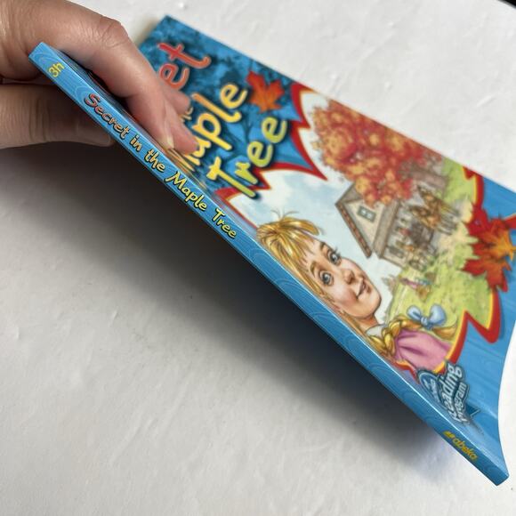 Abeka Reader Secret in the Maple Tree 3h Third Grade Book Homeschool Curriculum - Picture 5 of 5